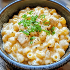 Comfort food has a special place in our hearts, offering warmth and satisfaction with every bite. Among the myriad of comfort food options, mac and cheese stands out as a timeless classic. However, have you ever thought about elevating this beloved dish with a unique twist? Enter the Honey Pepper Chicken Mac and Cheese—a delightful fusion that combines the creamy, cheesy goodness of traditional mac and cheese with the tantalizing flavors of honey and black pepper chicken. This dish not only satisfies your cravings for comfort food but also introduces a fresh and exciting flavor profile that will leave your taste buds dancing.